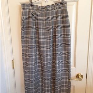 Ladies skirt